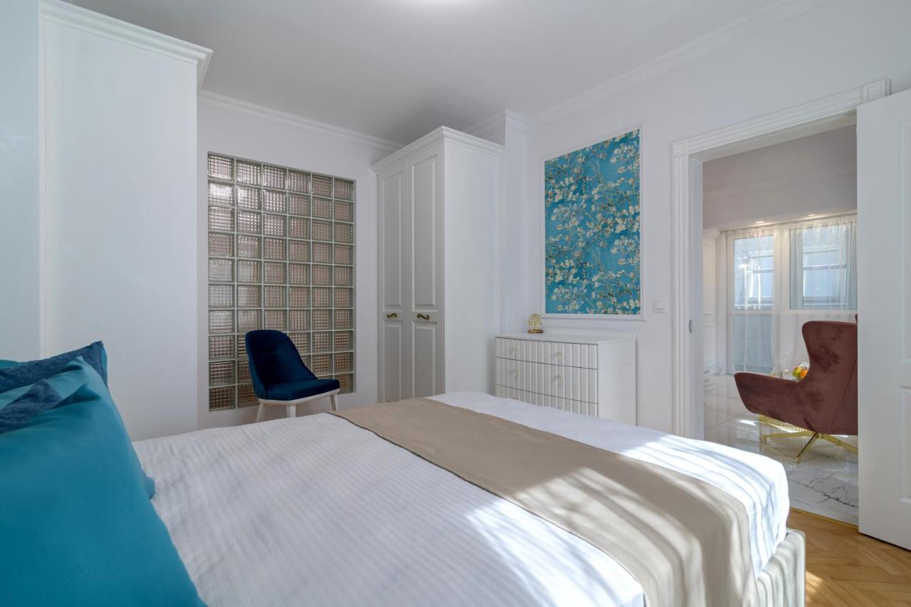 Лукс На Море Luxury Apartment In Downtown With Garage Varna Exteriér fotografie